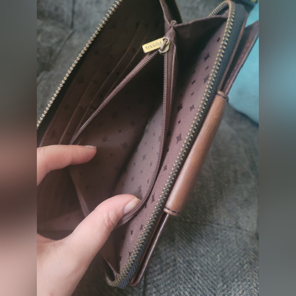 Fossil Vintage Chocolate Leather Wallet - Picture 7 of 9